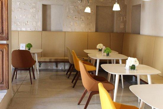 Fen Cafe & Restaurant